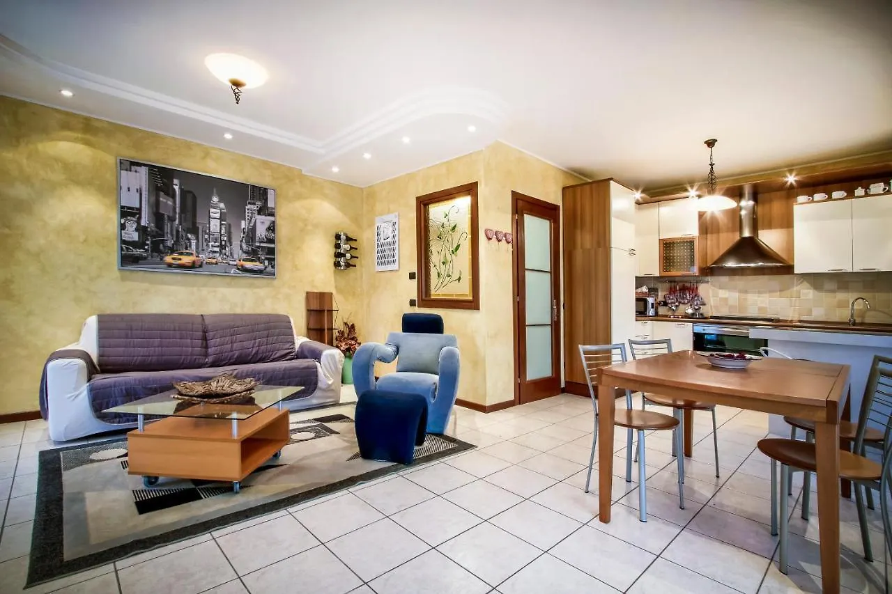 Nice Atmosphere In Casa Deborah - Italian Homing Apartment Sirmione