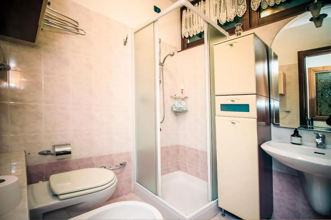 Nice Atmosphere In Casa Deborah - Italian Homing Apartment Sirmione